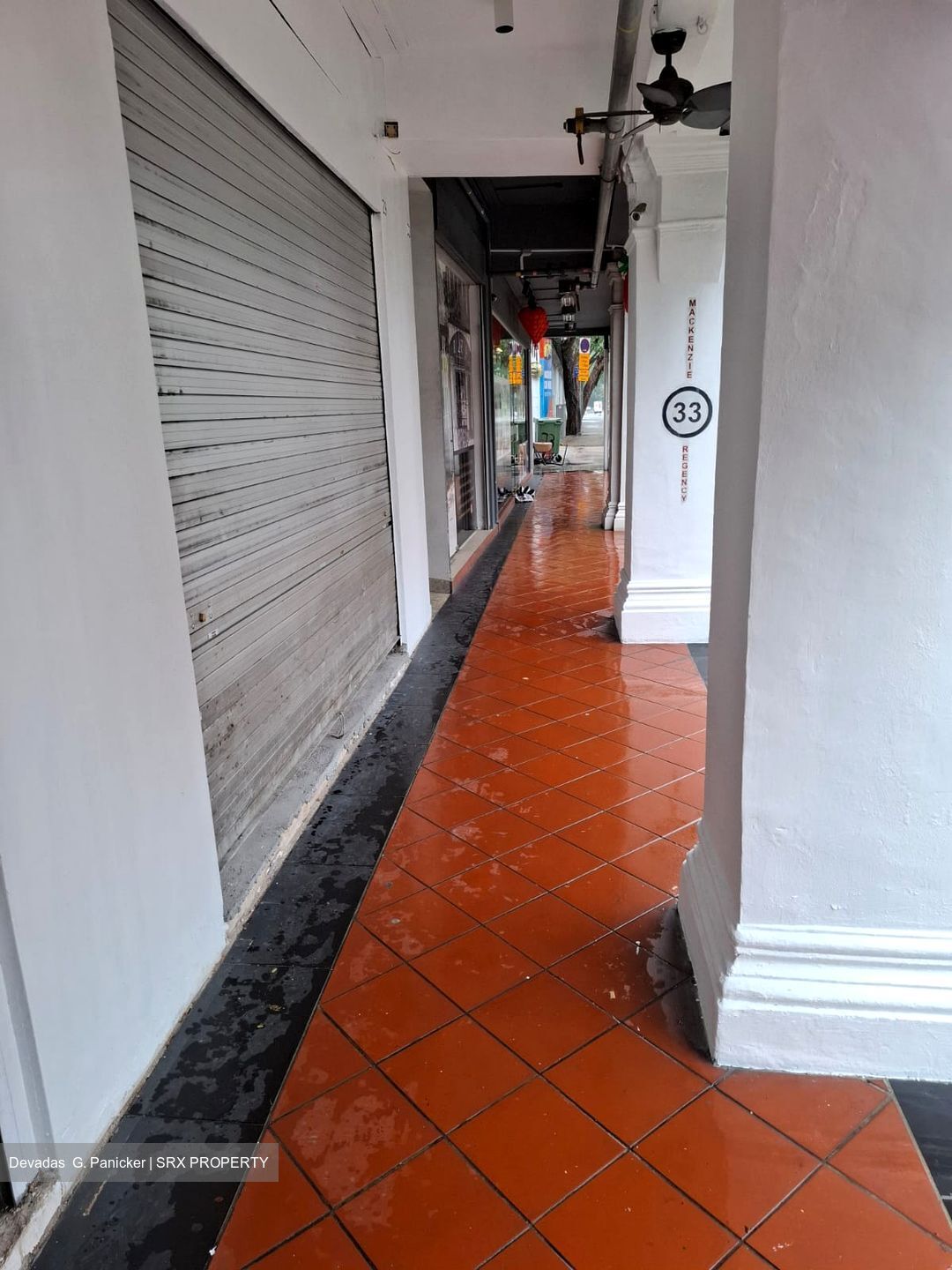Mackenzie Road (D9), Retail #447906411